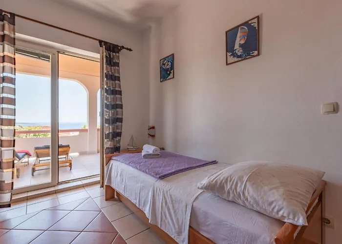 1 Bedroom Stunning In Appartement