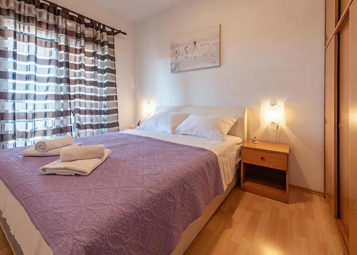 1 Bedroom Stunning In * Mandre