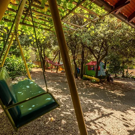 1 Bedroom Stunning In Appartement