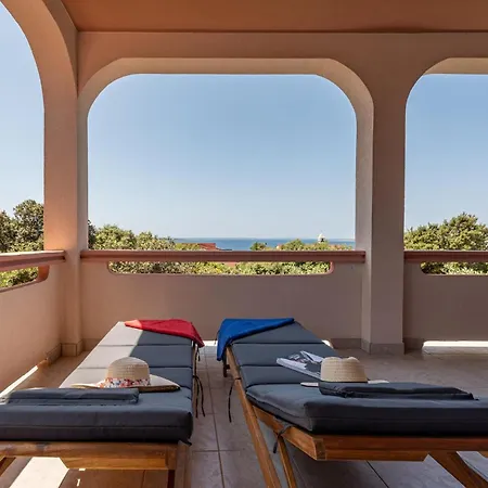Διαμέρισμα Awesome Apartment In Mandre With Wifi