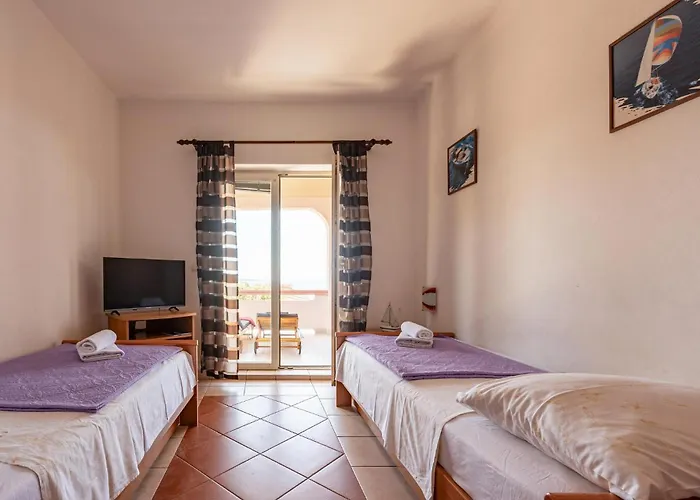 1 Bedroom Stunning In Апартаменты